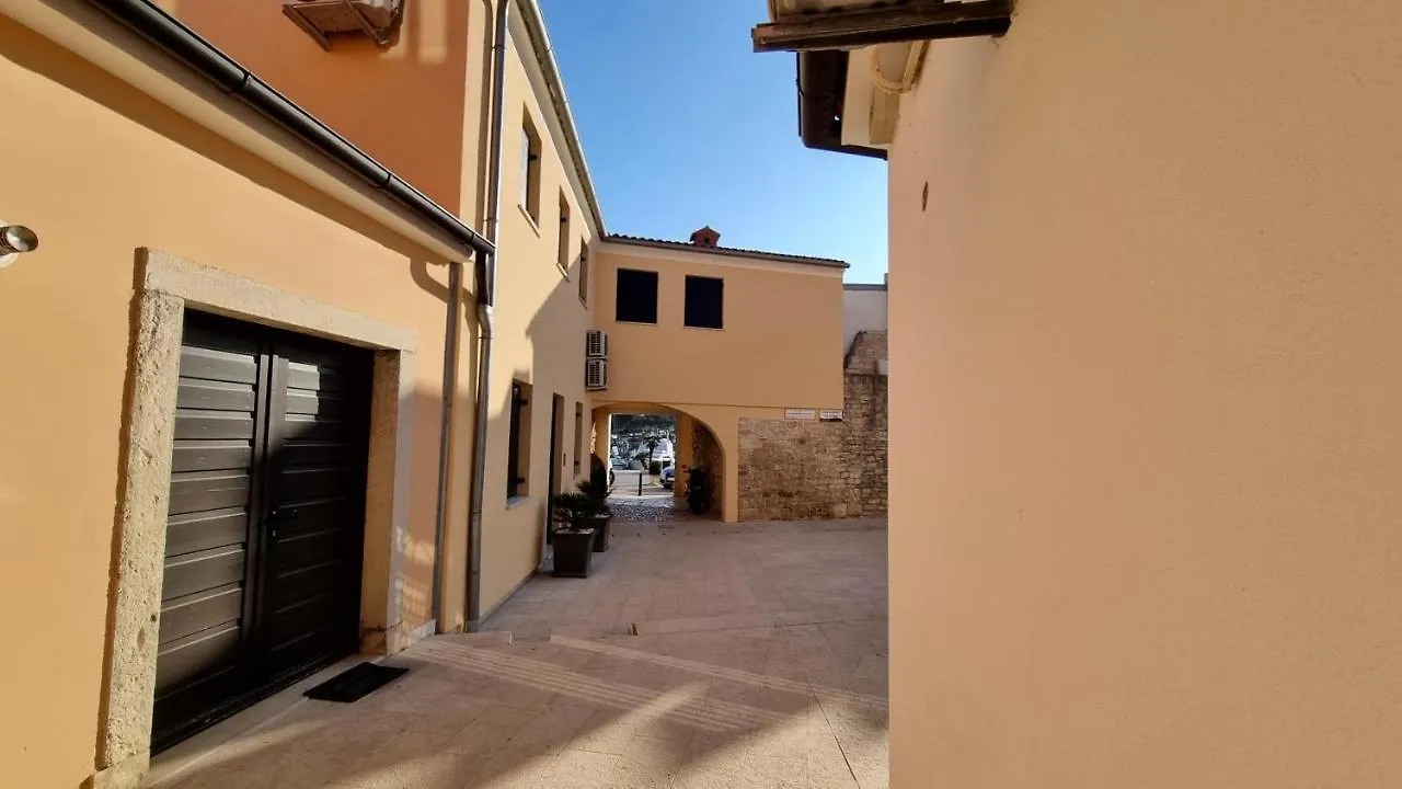 Old Harbour Διαμέρισμα Novigrad Istria